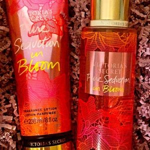 Body spray and lotion: Pure Seduction in Bloom